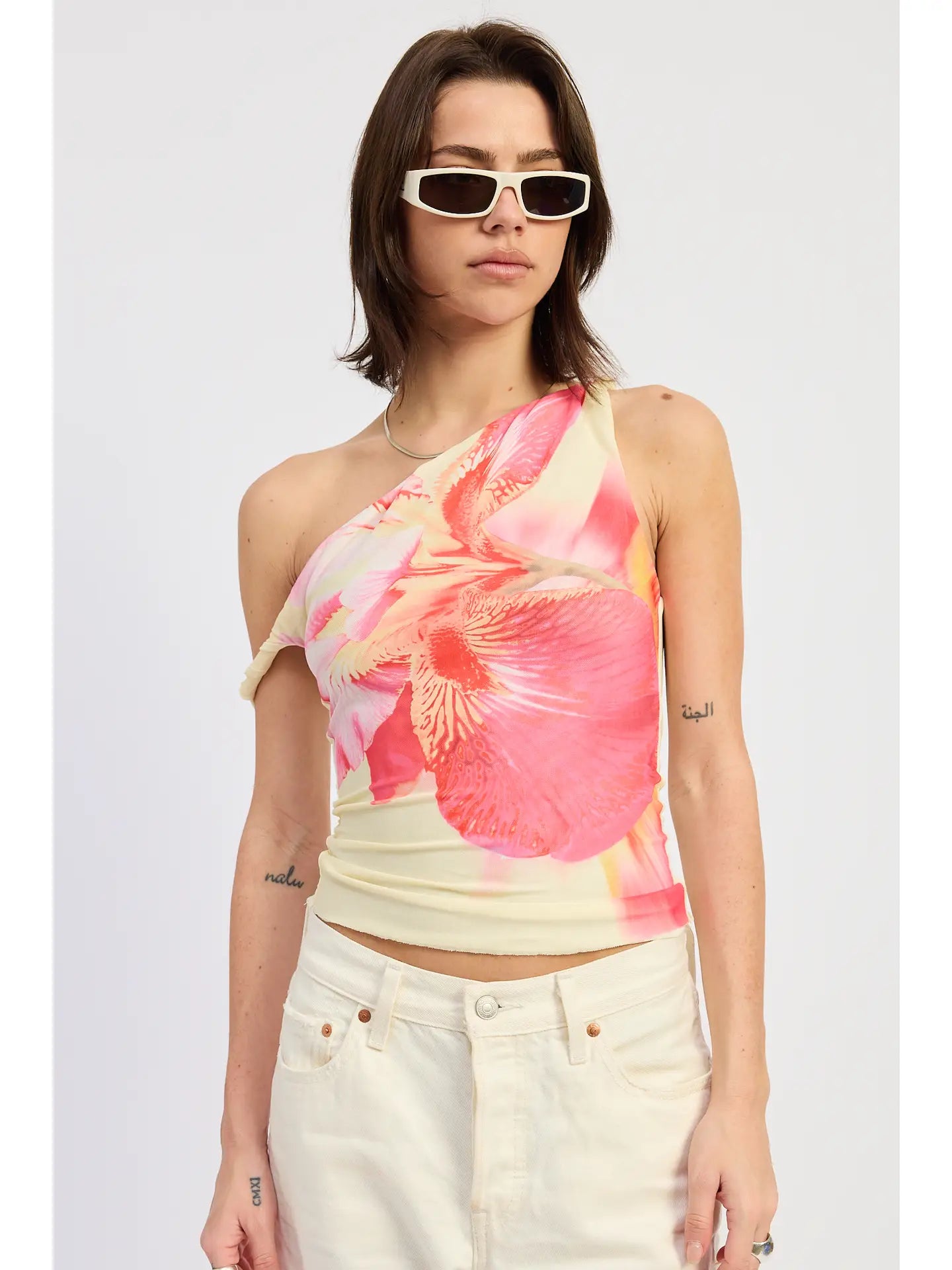 Willa Twist Shoulder Top