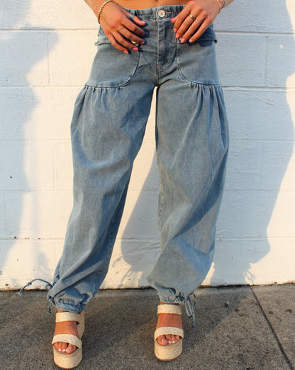 *RESTOCKED* Dreamy Denim Button Front Jeans