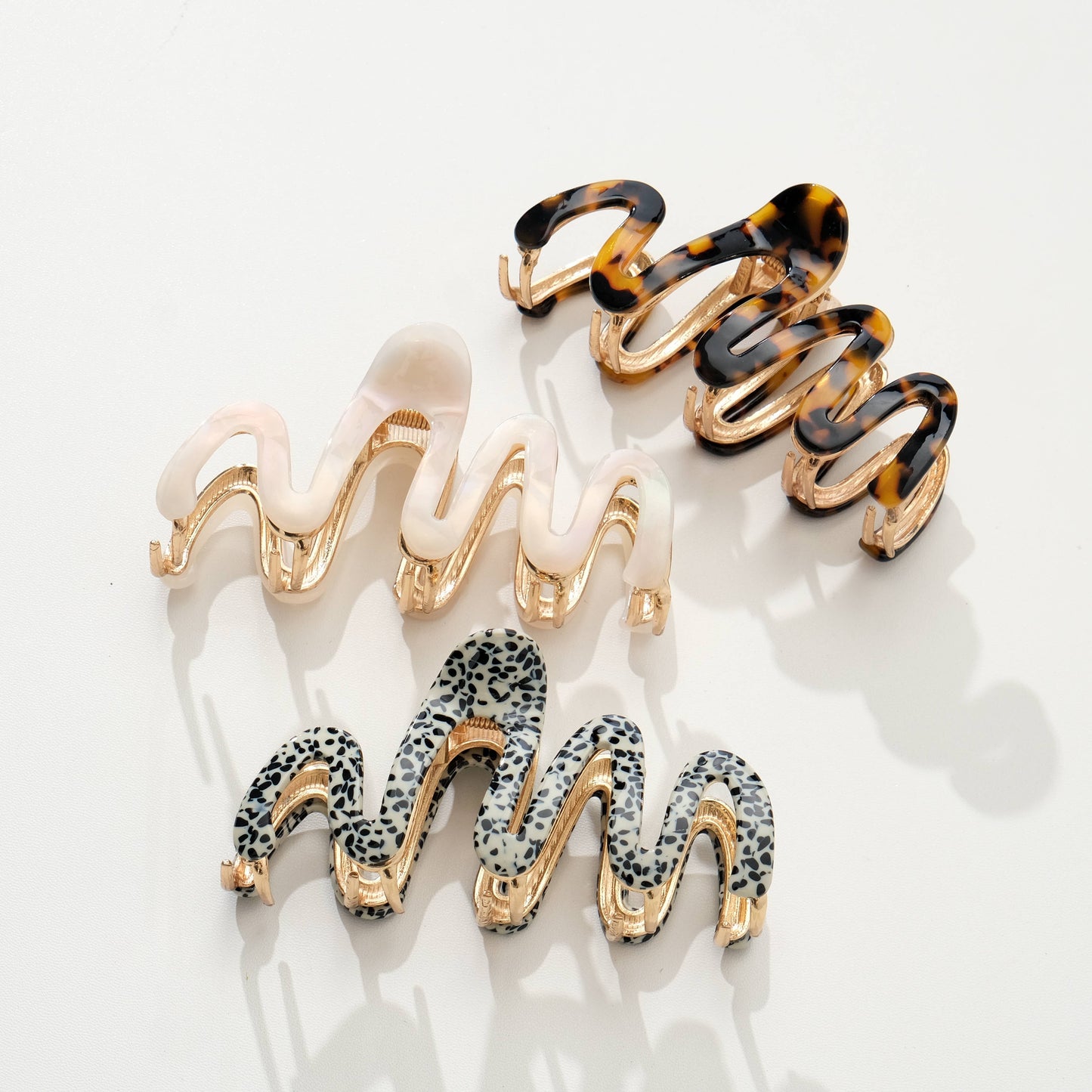 Willow Core Metal Squiggle Claw Clip