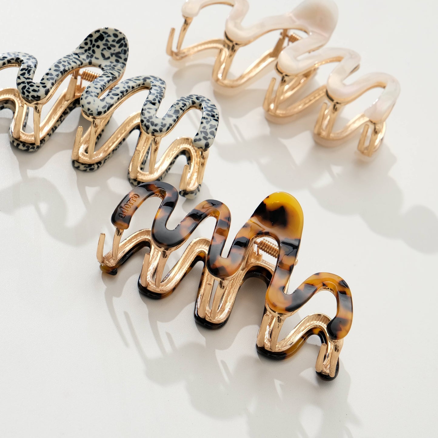 Willow Core Metal Squiggle Claw Clip